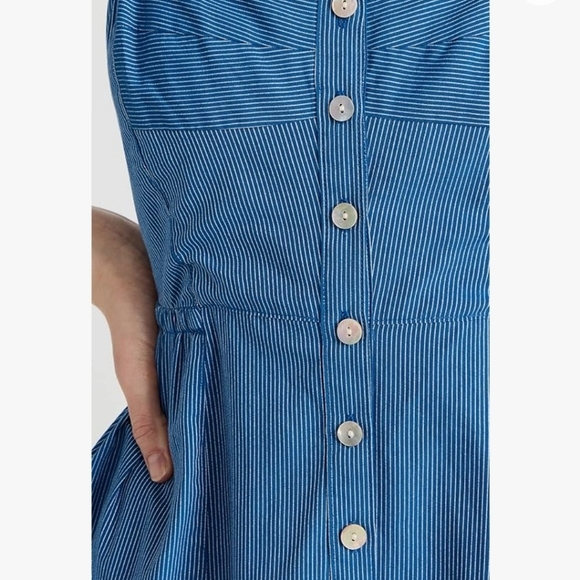 Blue Sleeveless Button-Front Dress - Picture 8 of 10